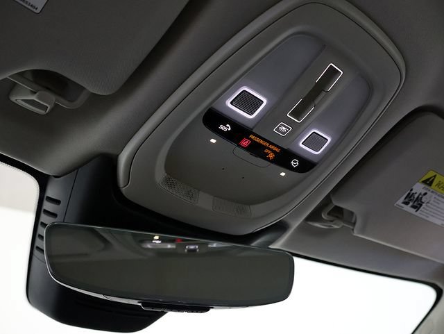 Used 2023 Volvo S90 B6 Plus AWD/4WD image 26
