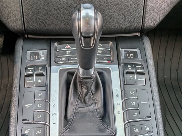 Used 2017 Porsche Macan S AWD/4WD image 27