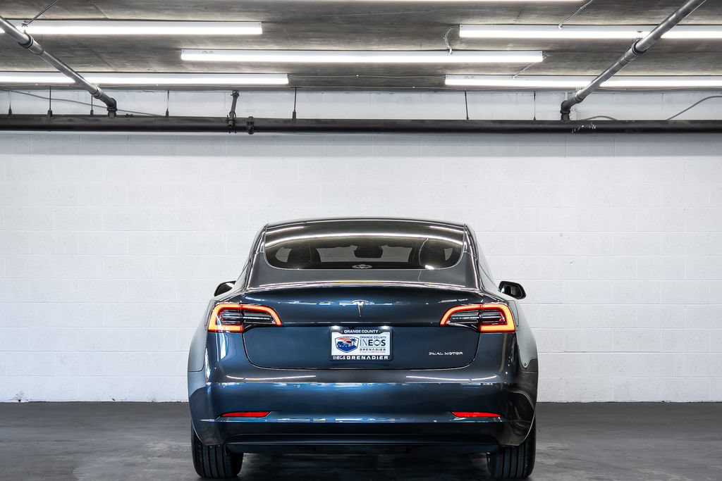 Used 2022 Tesla Model 3 Long Range AWD/4WD image 4