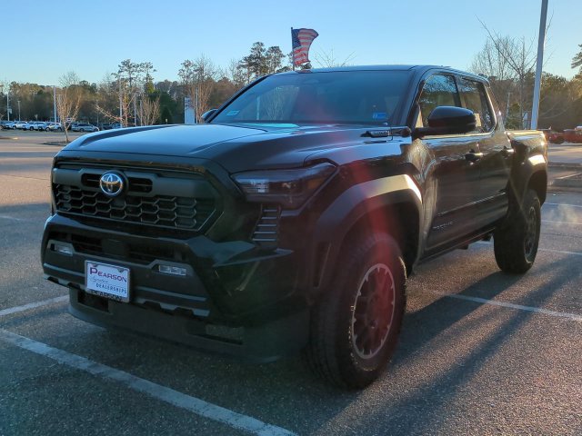 Used 2026 Toyota Tacoma TRD Off-Road w/ TRD Off Road Upgrade Package AWD/4WD image 8