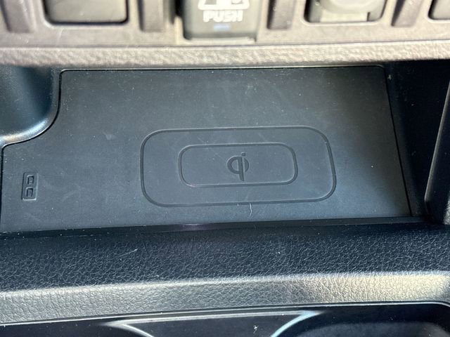 Used 2018 Toyota Tacoma Limited image 38