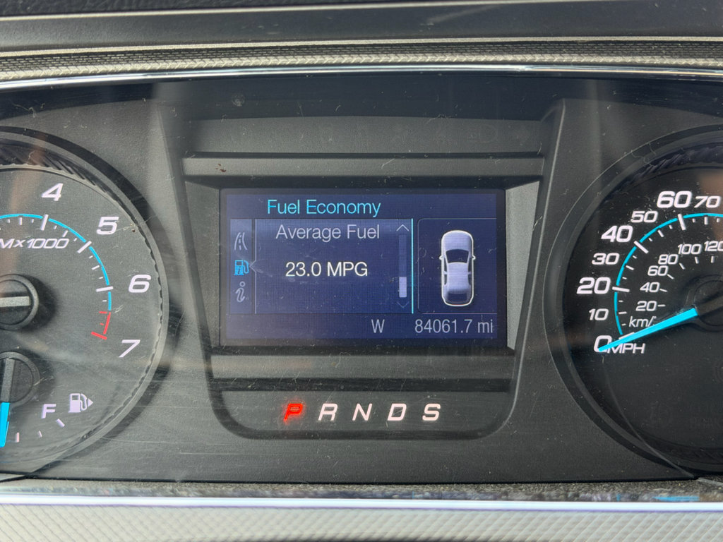Used 2016 Ford Taurus SE FWD image 14