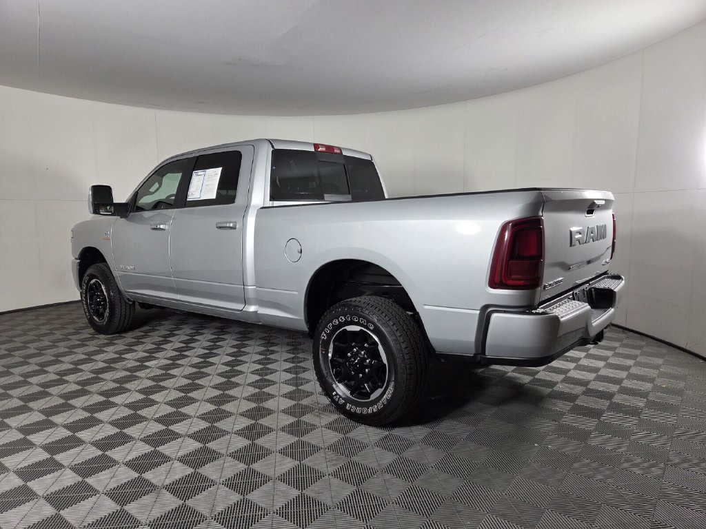 Used 2026 RAM 2500 Laramie AWD/4WD image 7