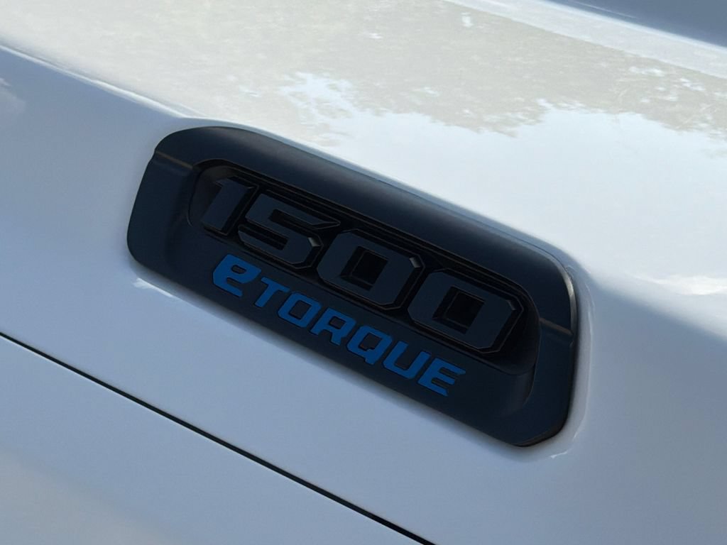 Used 2025 RAM 1500 Tradesman w/ Night Edition AWD/4WD image 5