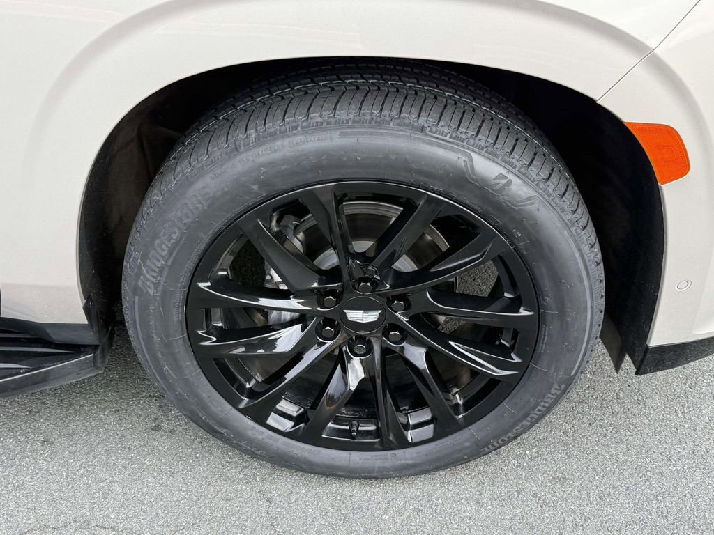 Certified 2024 Cadillac Escalade ESV Sport Platinum w/ LPO, ONYX Package image 7