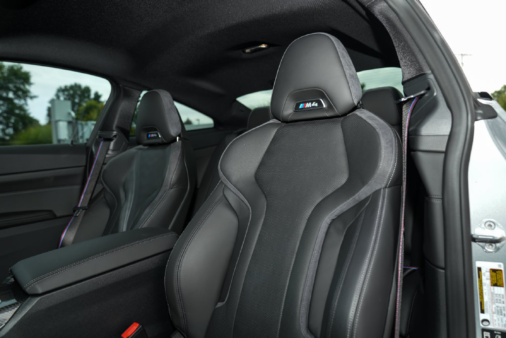 Used 2026 BMW M4 xDrive Competition AWD/4WD image 26