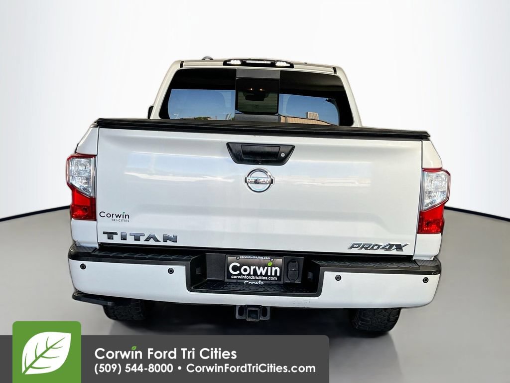 Used 2018 Nissan Titan PRO-4X AWD/4WD image 14