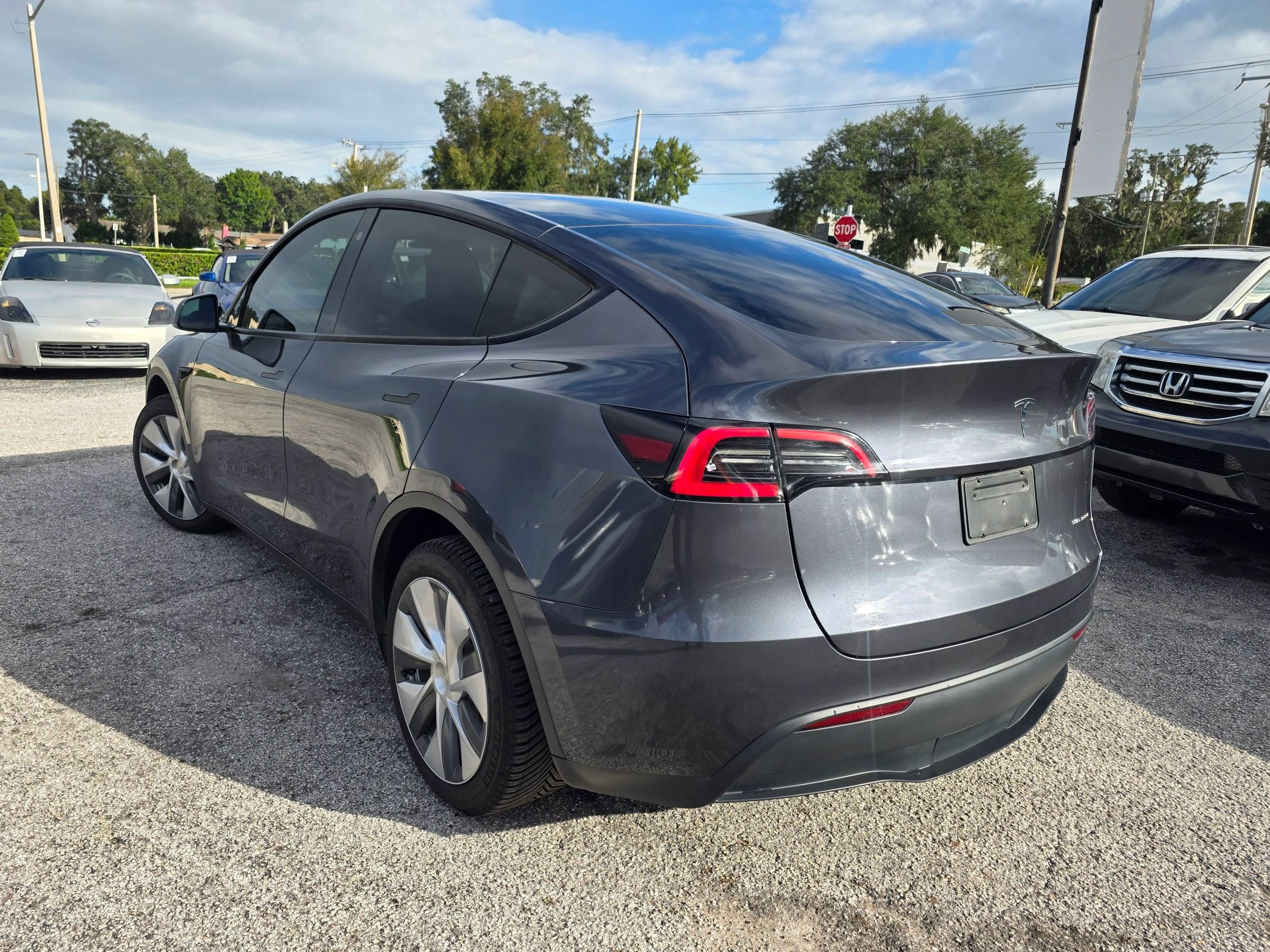 Used 2023 Tesla Model Y Long Range AWD/4WD image 6
