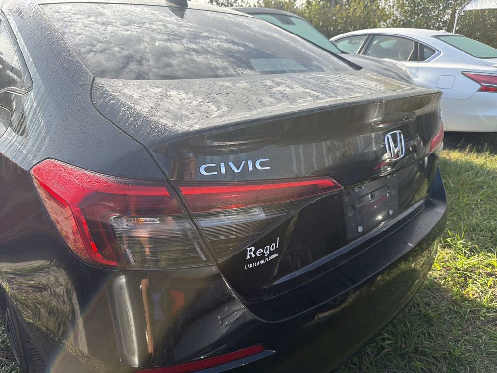 Used 2024 Honda Civic Sport image 9