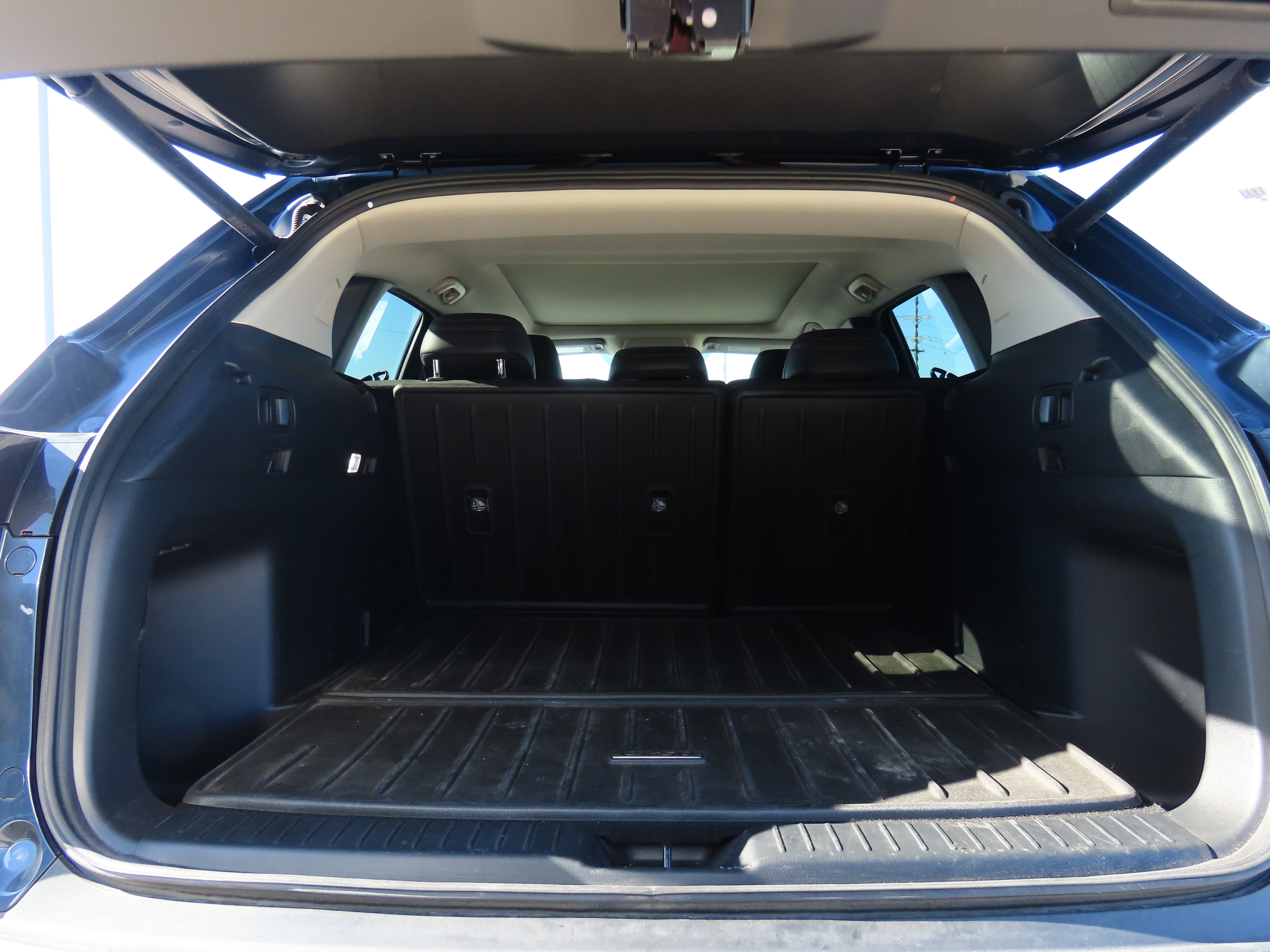 Used 2025 MAZDA CX-50 AWD 2.5 S w/ Premium Plus Pkg image 20