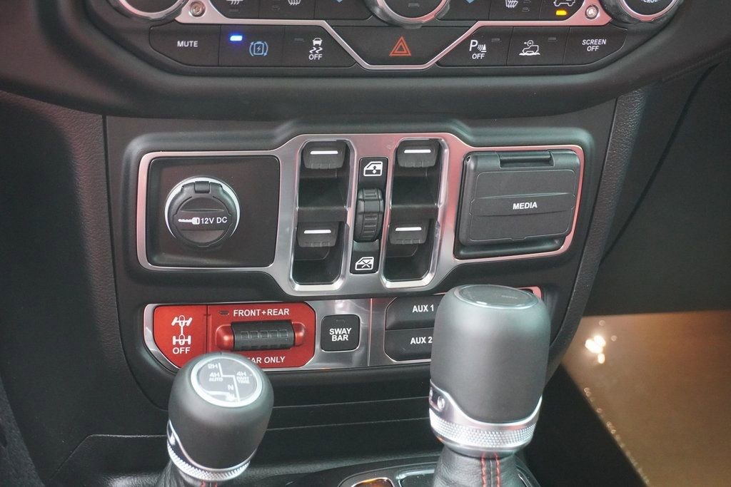 Used 2023 Jeep Wrangler Unlimited Rubicon 4xe image 26