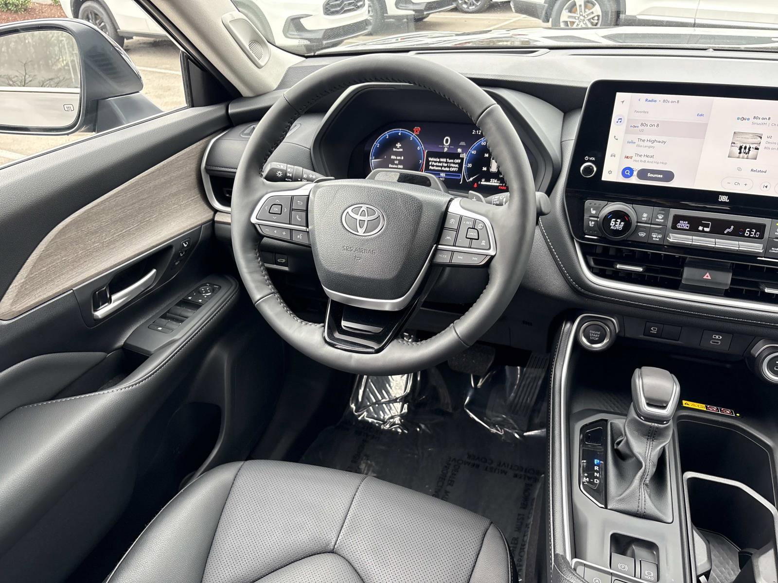 Used 2026 Toyota Grand Highlander Platinum image 27