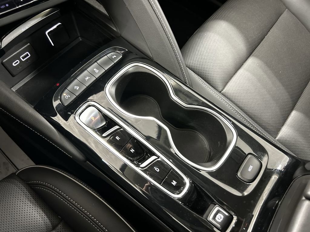 Certified 2023 Buick Envision Essence image 17