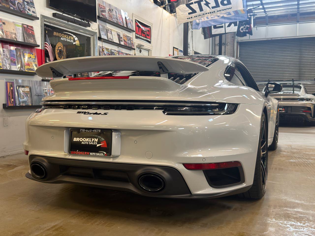 Used 2024 Porsche 911 Turbo S AWD/4WD image 7
