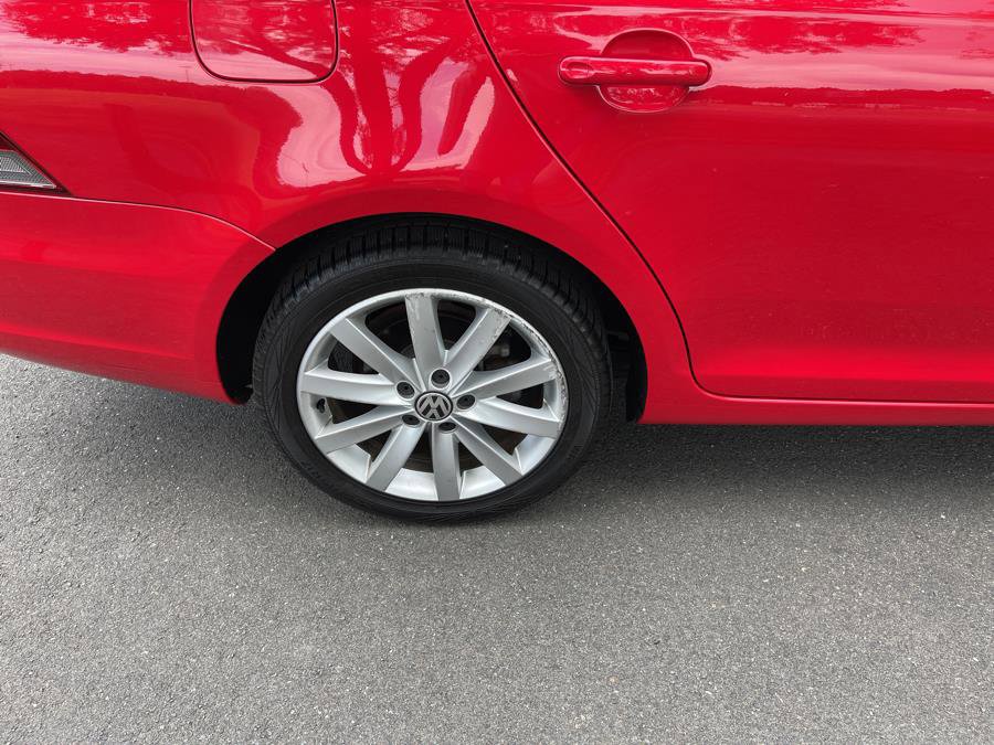 Used 2013 Volkswagen Jetta TDI image 36