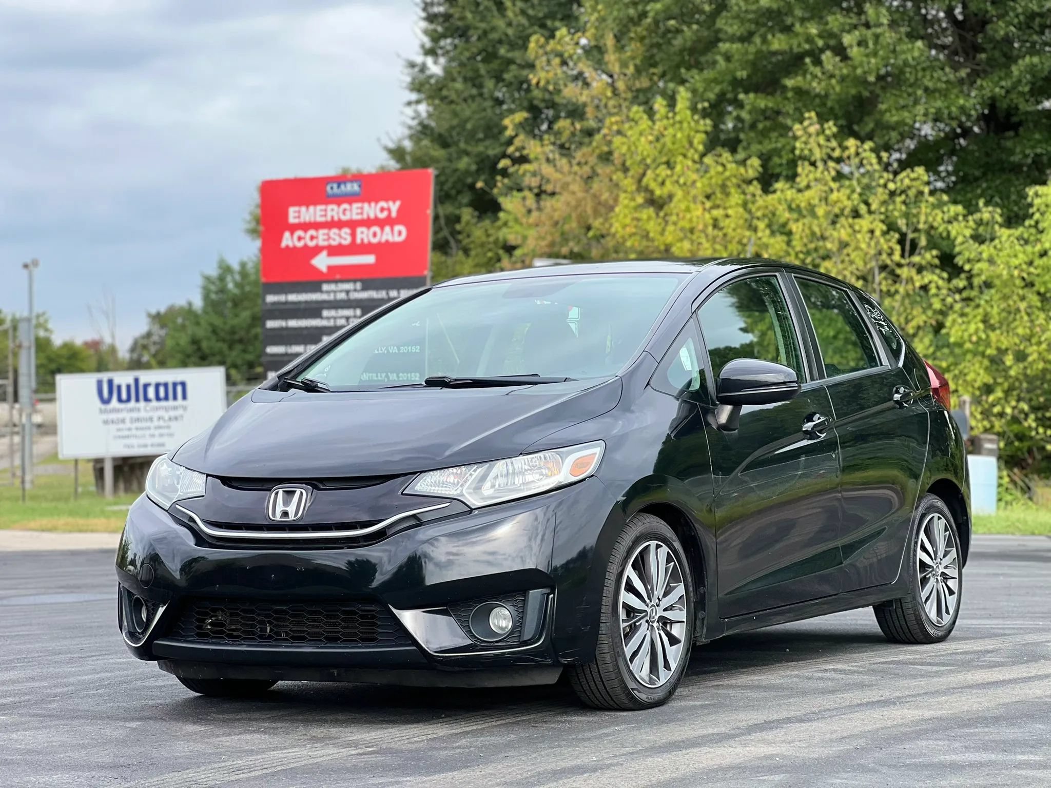 Used 2015 Honda Fit EX image 1