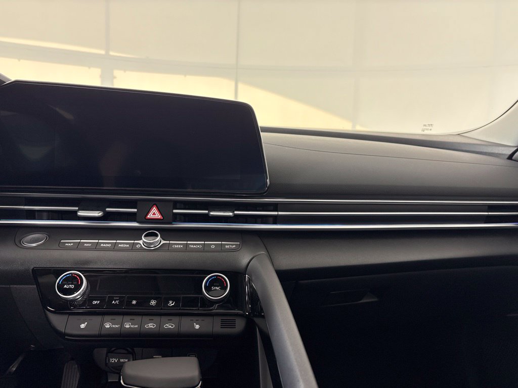 New 2026 Hyundai Elantra Limited FWD image 23