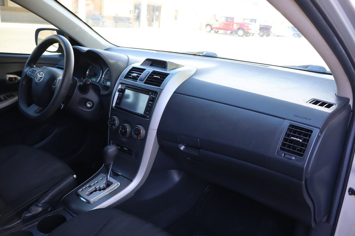 Used 2013 Toyota Corolla S w/ Premium Pkg image 17