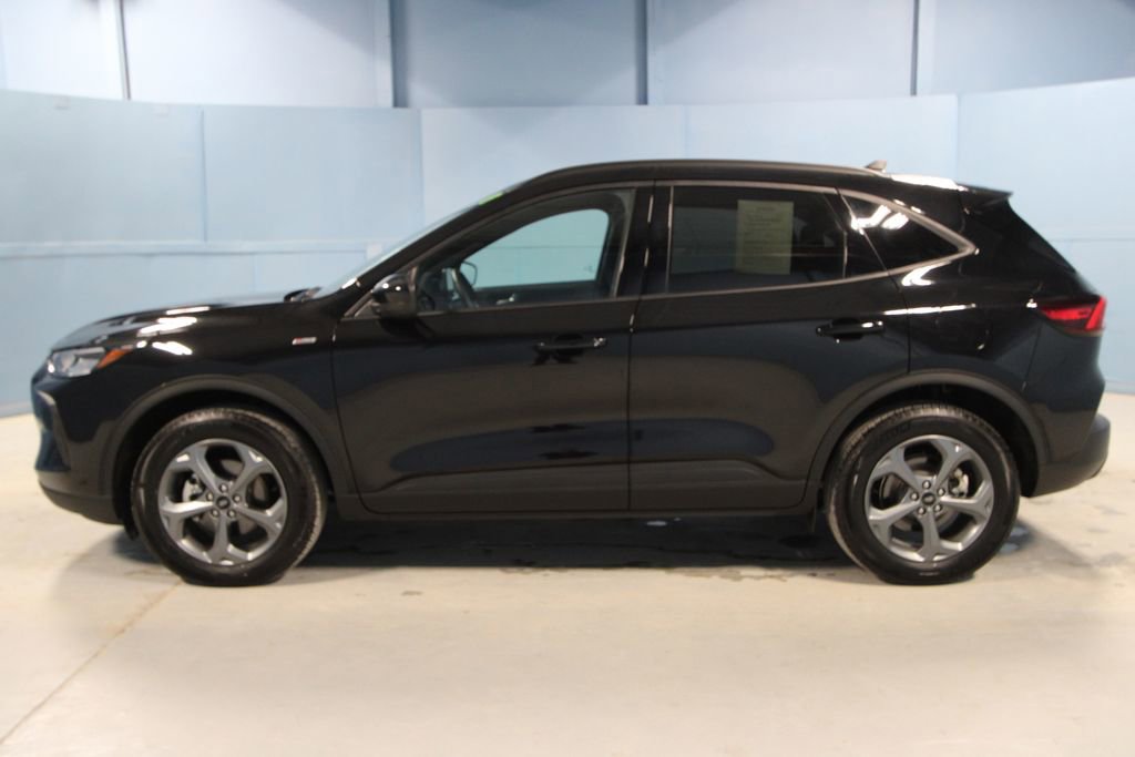 Used 2025 Ford Escape ST-Line Select AWD/4WD image 25