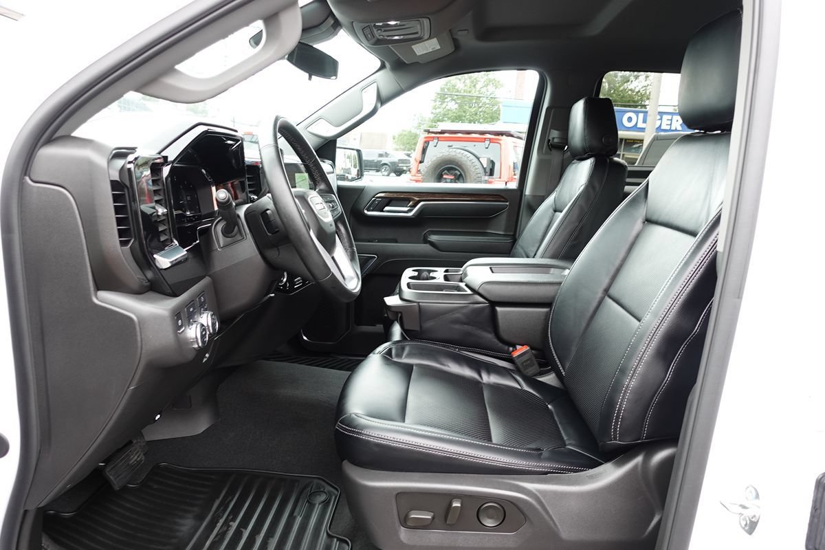 Used 2025 GMC Sierra 1500 Elevation AWD/4WD image 16