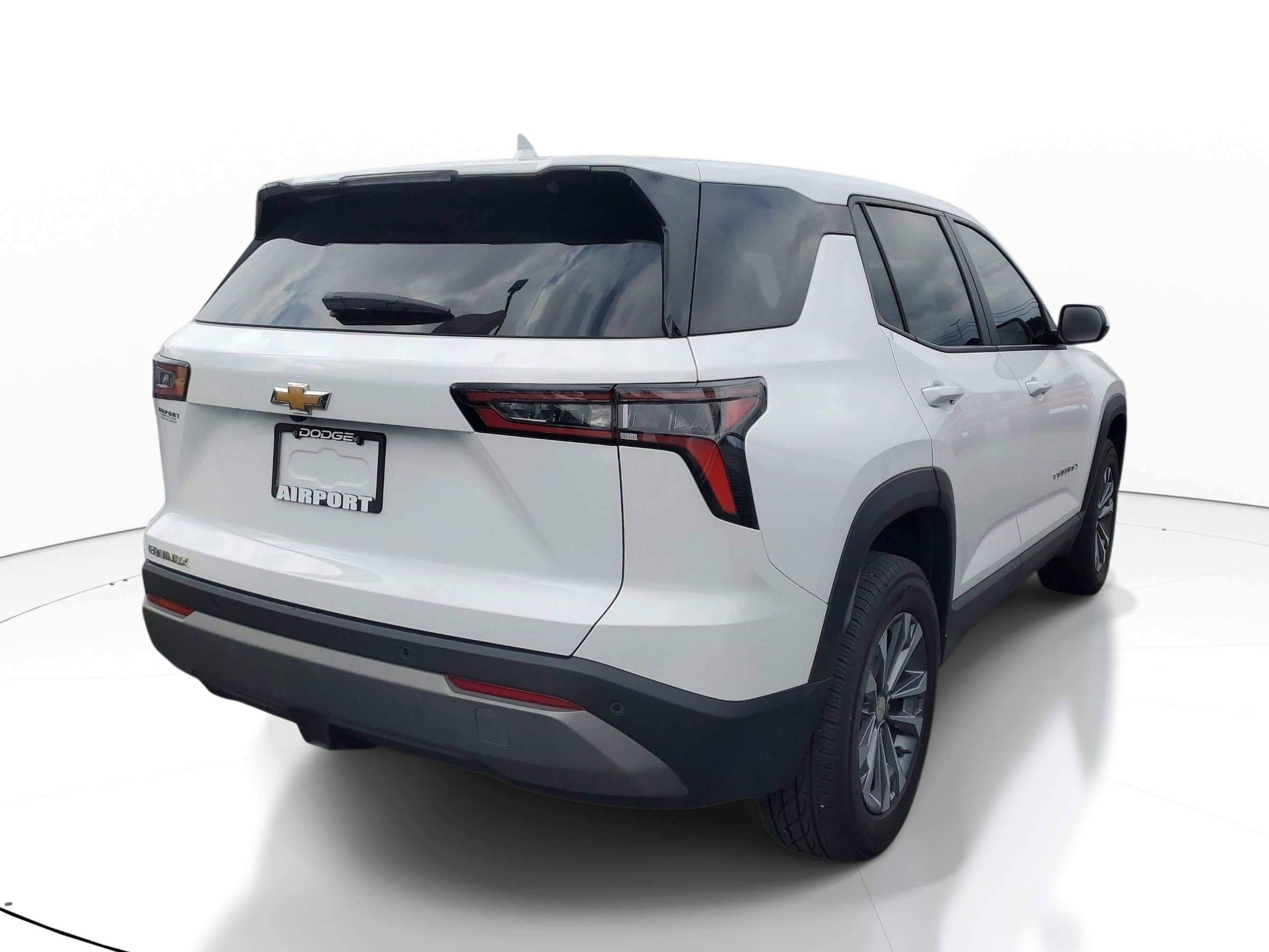 Used 2026 Chevrolet Equinox LT FWD image 6