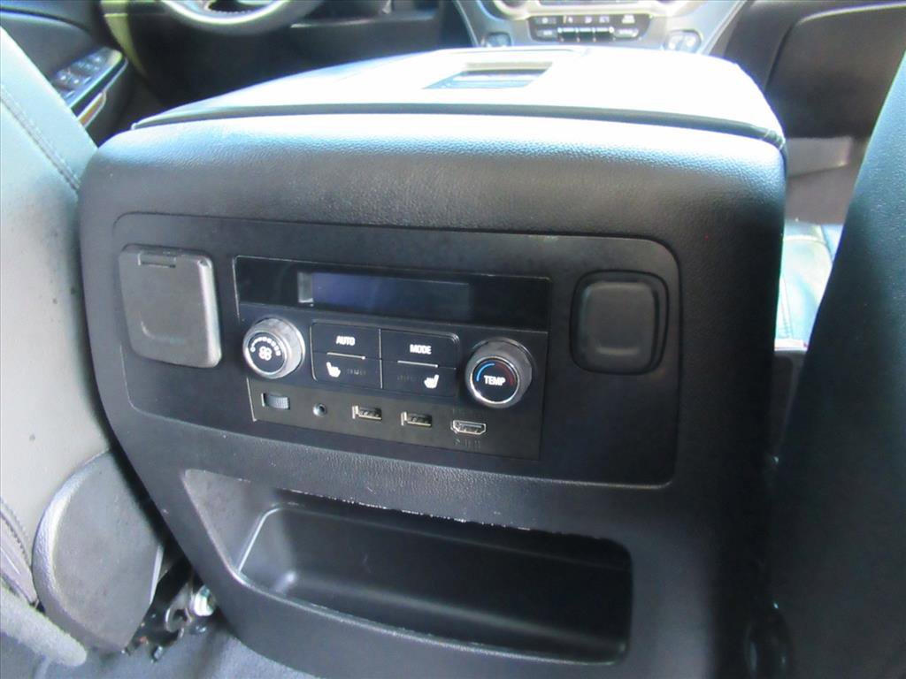 Used 2019 GMC Yukon XL Denali w/ Denali Ultimate Package image 13