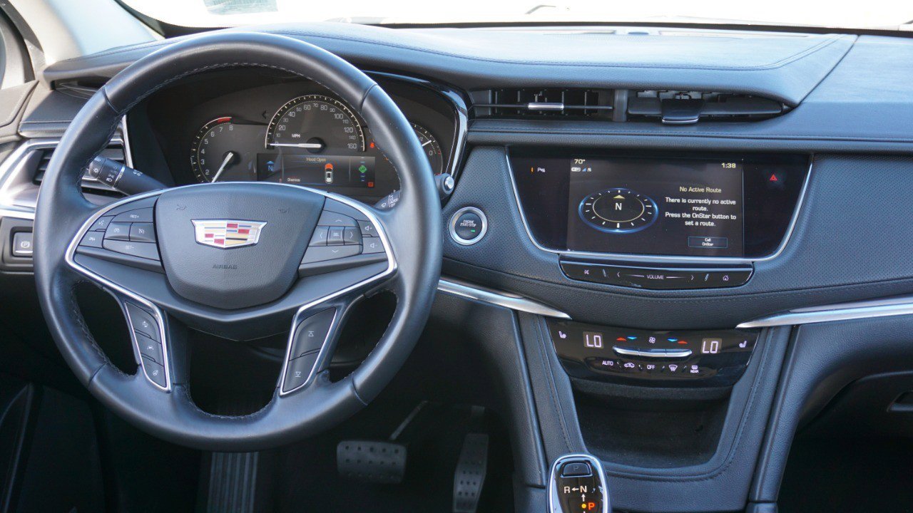 Used 2018 Cadillac XT5 Luxury w/ Driver Awareness Package image 27