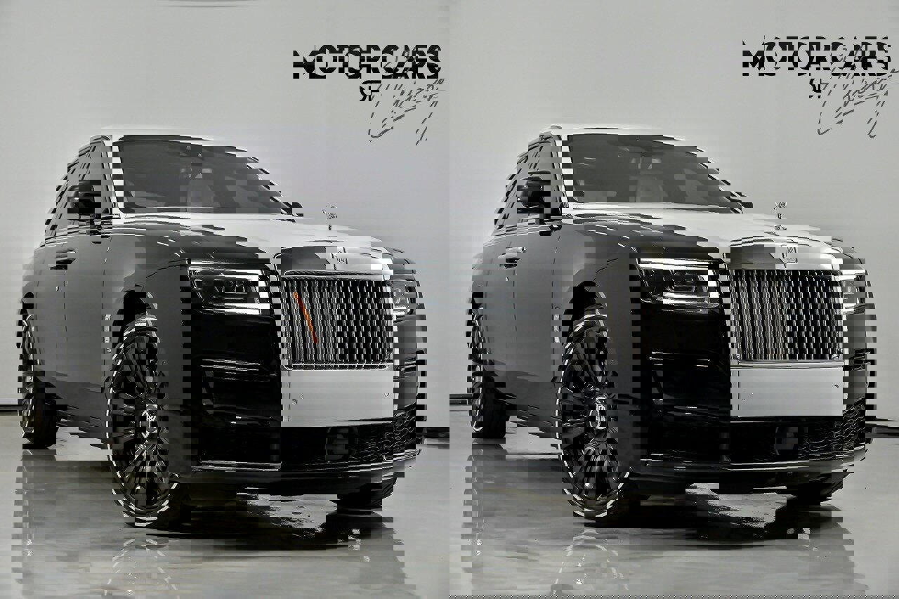 Used 2022 Rolls-Royce Ghost image 1