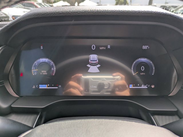 New 2025 Jeep Grand Cherokee L Altitude image 24