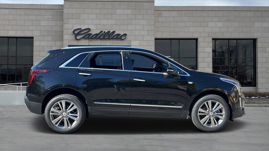 New 2025 Cadillac XT5 Premium Luxury FWD image 2