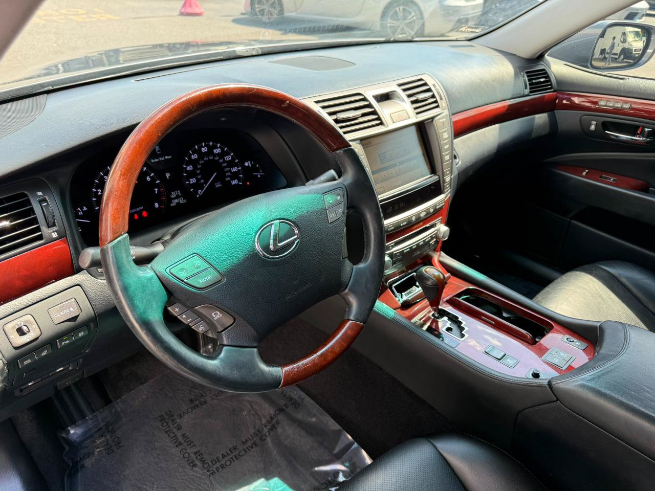 Used 2012 Lexus LS 460 AWD w/ Luxury Value Edition image 28