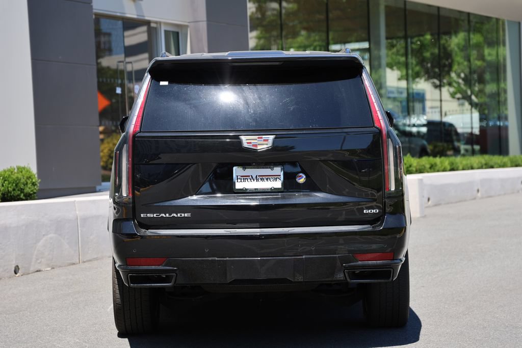 Used 2022 Cadillac Escalade ESV Sport w/ Touring Package AWD/4WD image 3