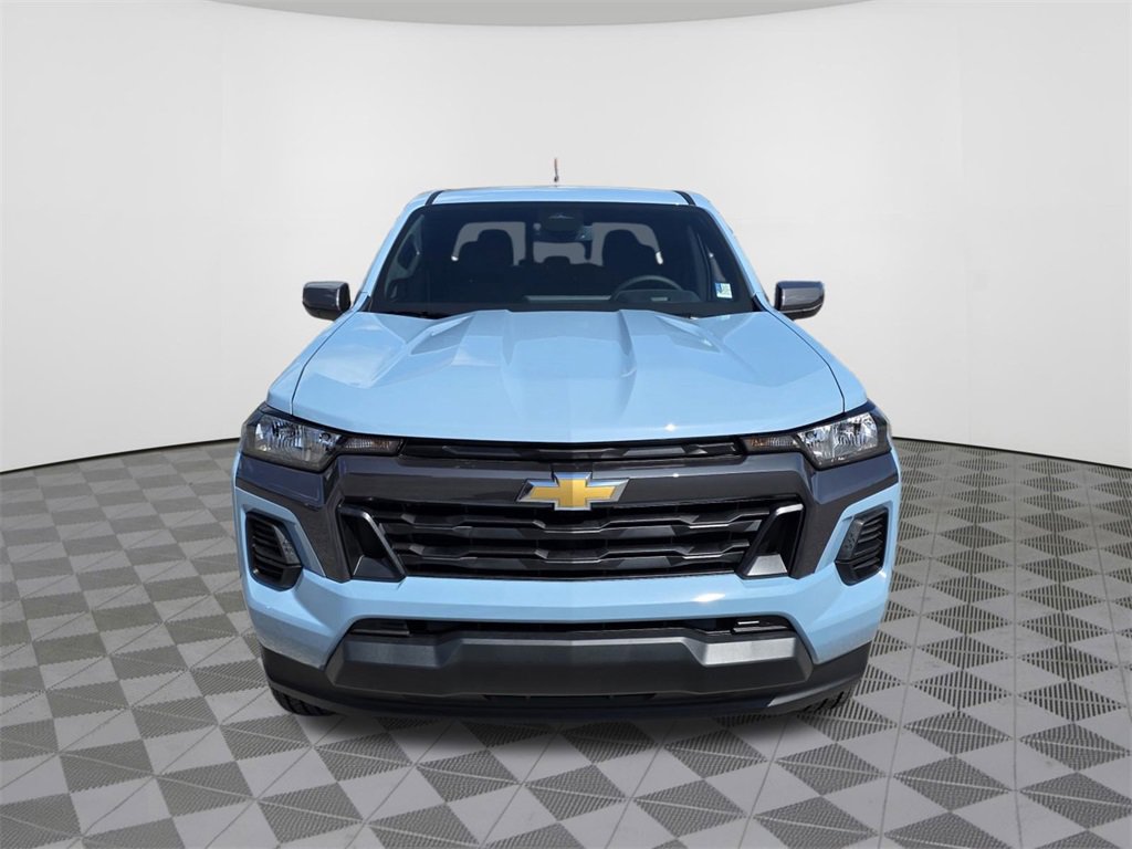 New 2025 Chevrolet Colorado LT image 3