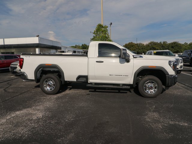 Used 2024 GMC Sierra 2500 Pro w/ Convenience Package image 11