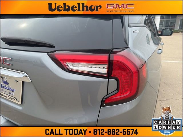 Used 2024 GMC Terrain SLE AWD/4WD image 8