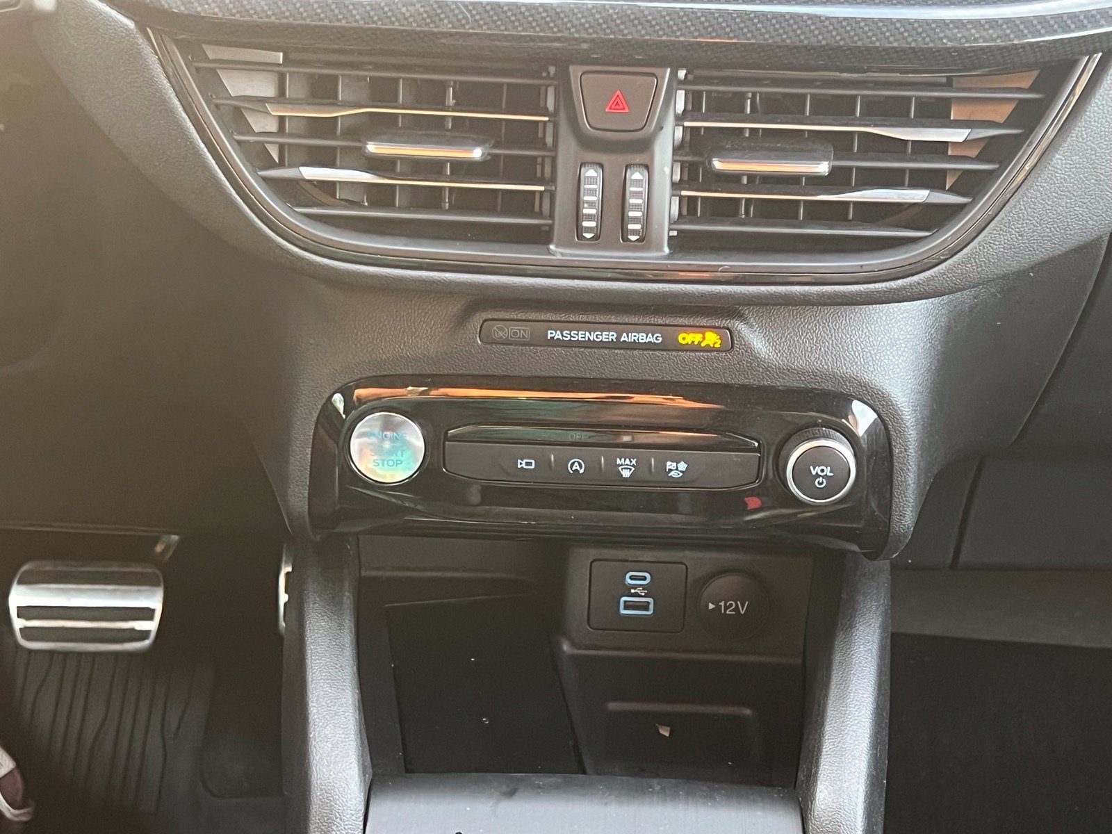 Used 2023 Ford Escape ST-Line Select w/ Tech Pack #2 AWD/4WD image 32