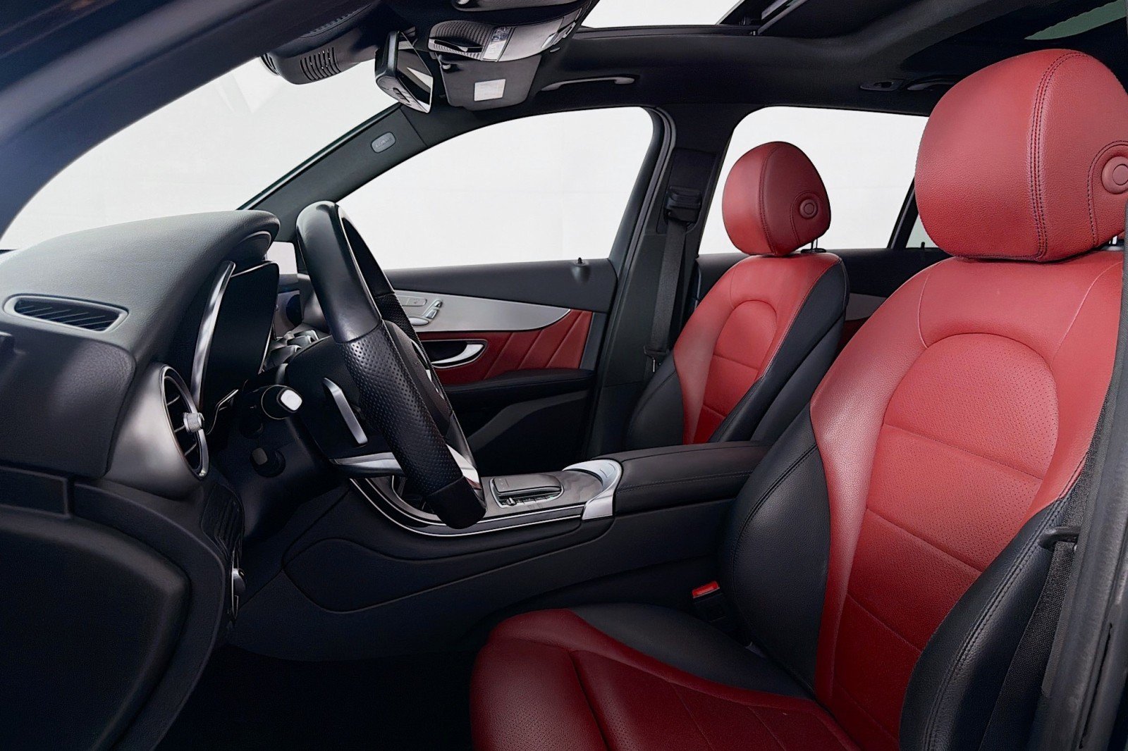 Used 2022 Mercedes-Benz GLC 300 image 17
