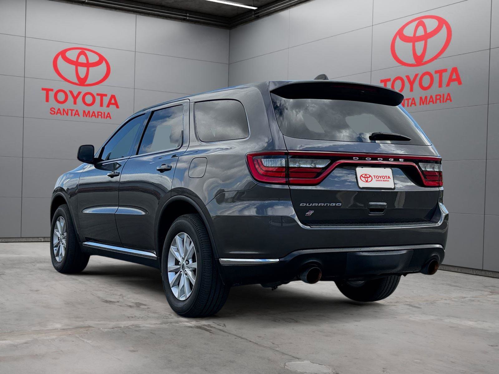 Used 2021 Dodge Durango SXT w/ Trailer Tow Group IV image 2