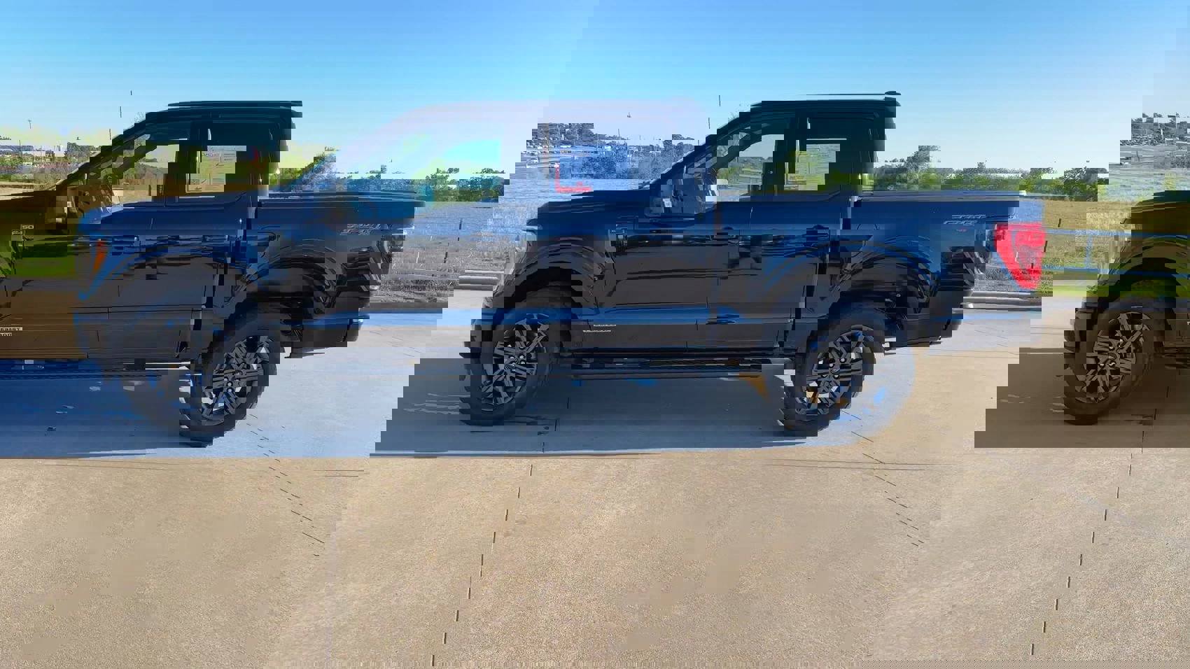 Used 2023 Ford F150 XLT w/ Equipment Group 302A High image 6