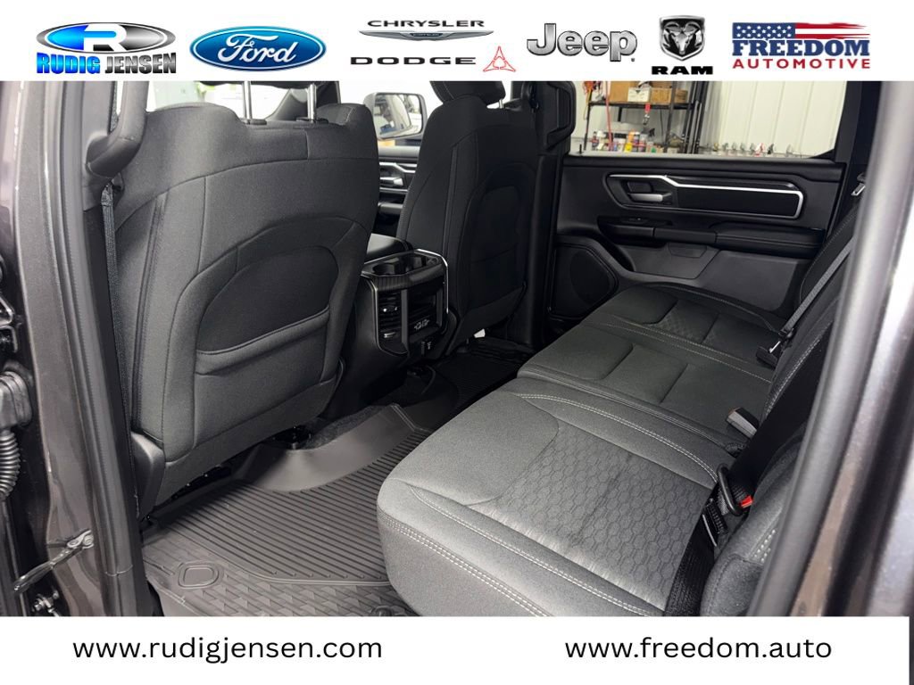 New 2026 RAM 1500 Big Horn AWD/4WD image 12