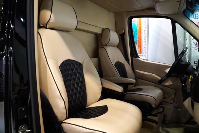Used 2016 Mercedes-Benz Sprinter 2500 image 14