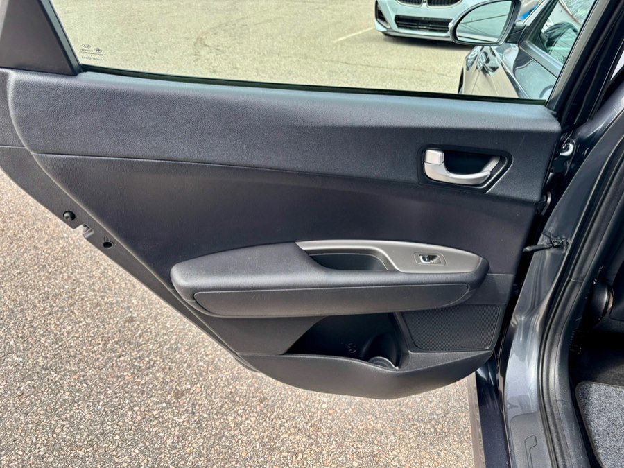 Used 2020 Kia Optima LX image 19