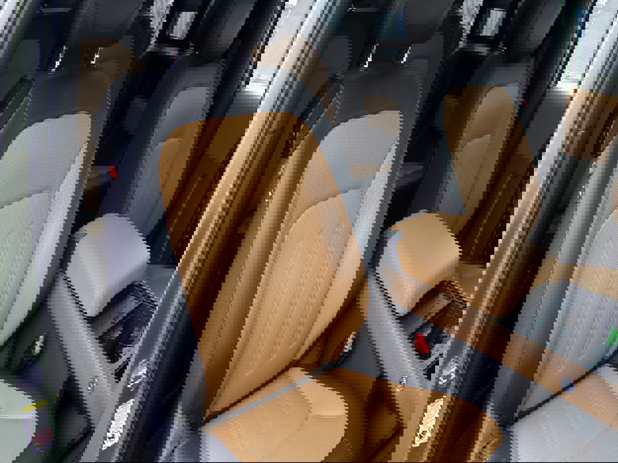 Used 2022 Land Rover Defender 90 X image 33