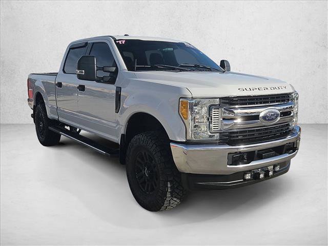 Used 2017 Ford F250 XLT image 3