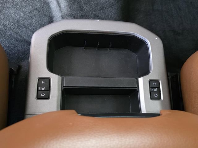 Used 2016 Toyota Sequoia Platinum RWD image 12