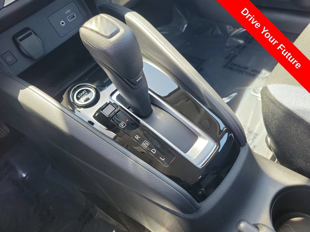 Used 2025 Nissan Versa SV w/ Trunk Package FWD image 17
