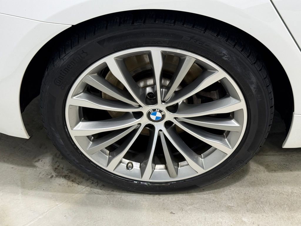 Certified 2022 BMW 540i xDrive w/ Convenience Package image 8