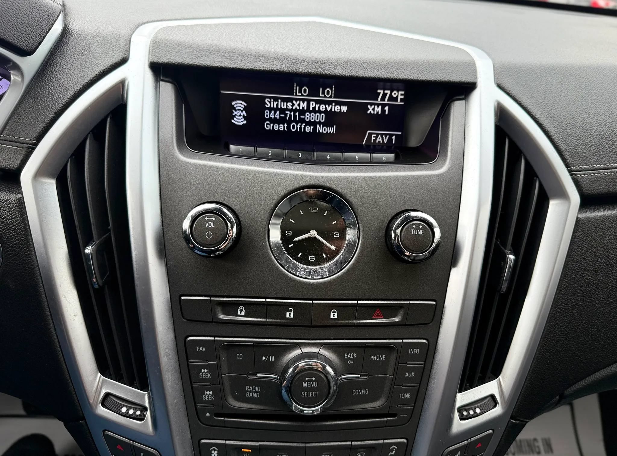 Used 2012 Cadillac SRX Luxury AWD/4WD image 17