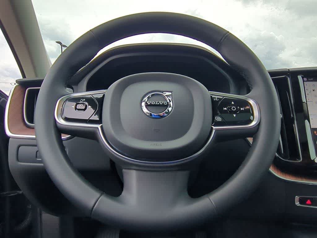 Certified 2024 Volvo XC60 T8 Ultimate w/ Protection Package Premier AWD/4WD image 23