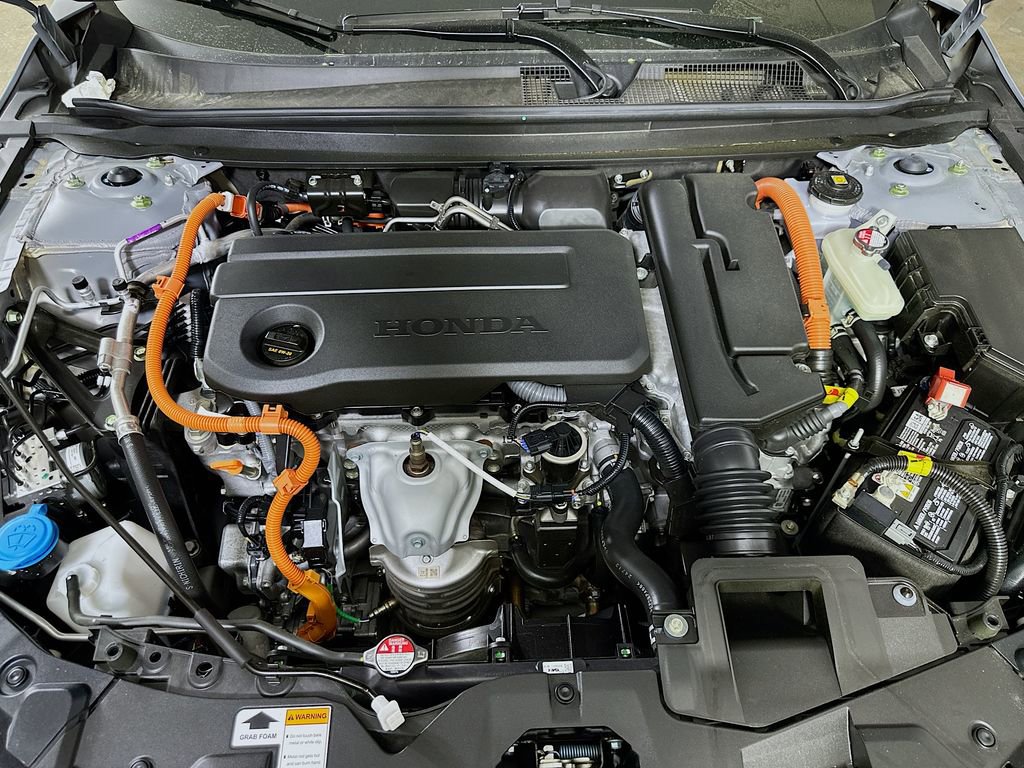 Used 2025 Honda Accord Sport image 9